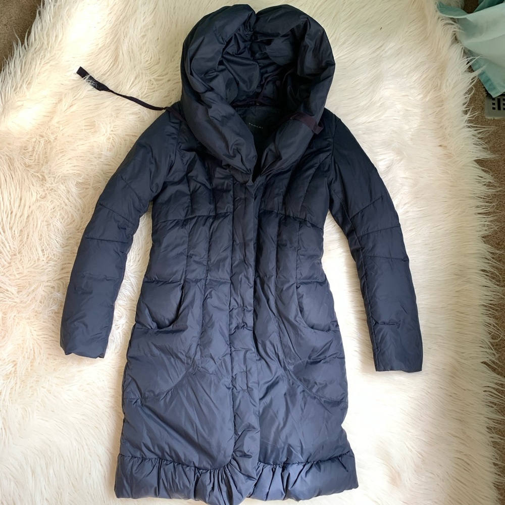 Tahari Elissa ruffle ham Down Coat